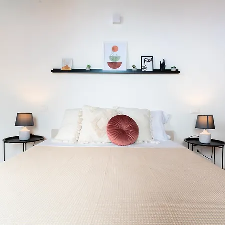 Seaview House Free Parking & Private Garden 아파트