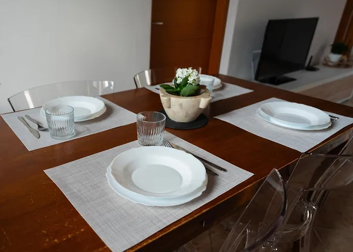 Seaview House Free Parking & Private Garden